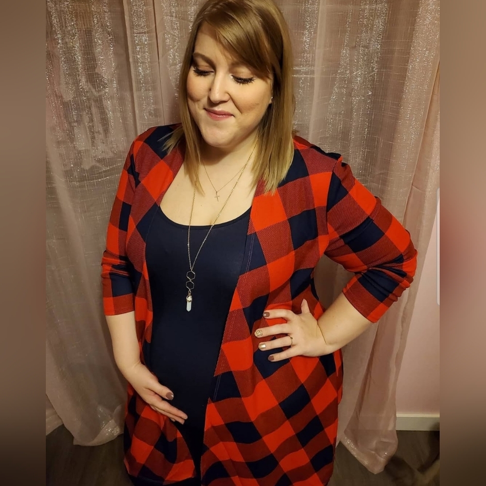 🩷5/$25🩷 Buffalo Check Open Cardigan, Plus Size 3X